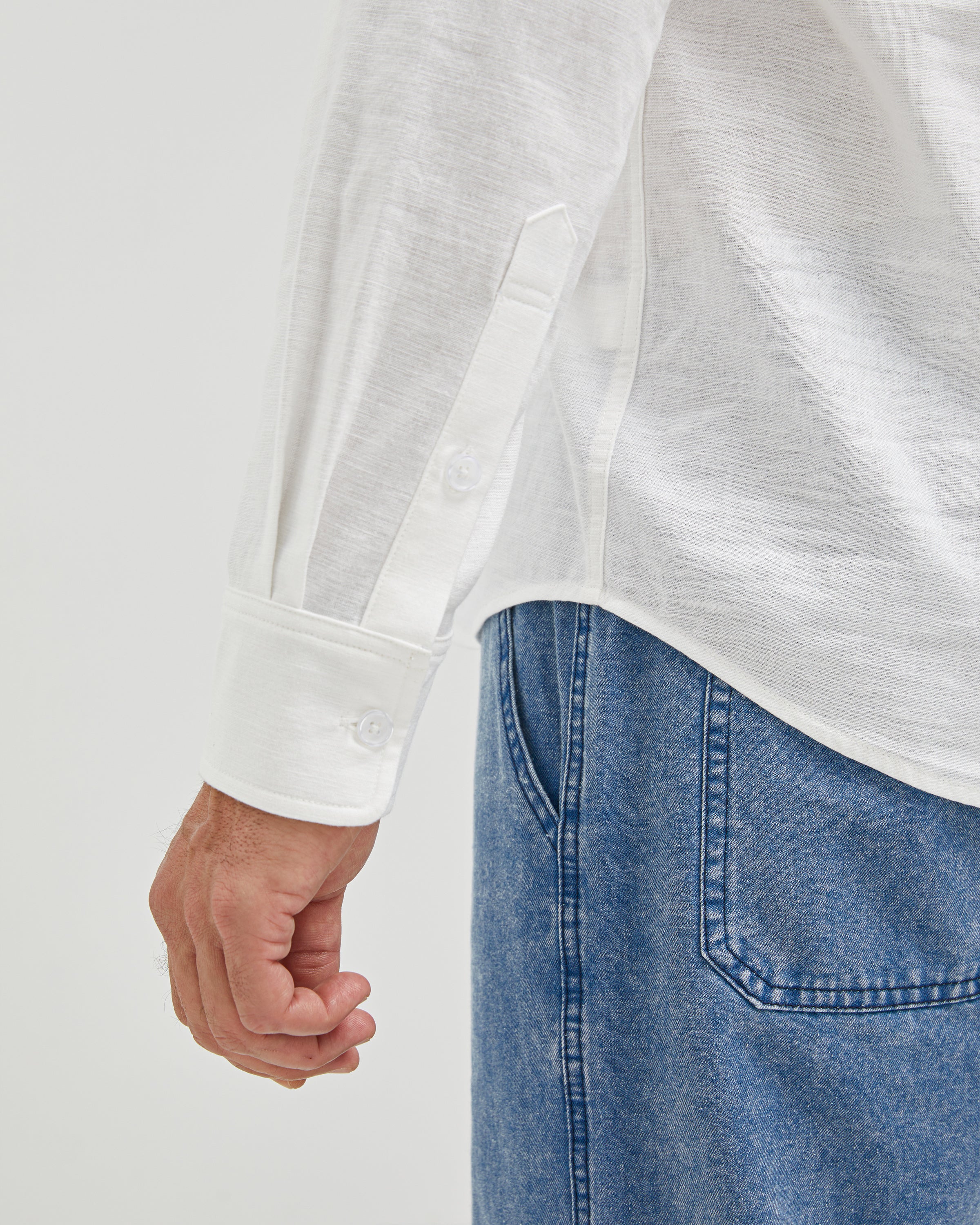 EMBROIDERED LINEN COTTON POPOVER SHIRT - WHITE
