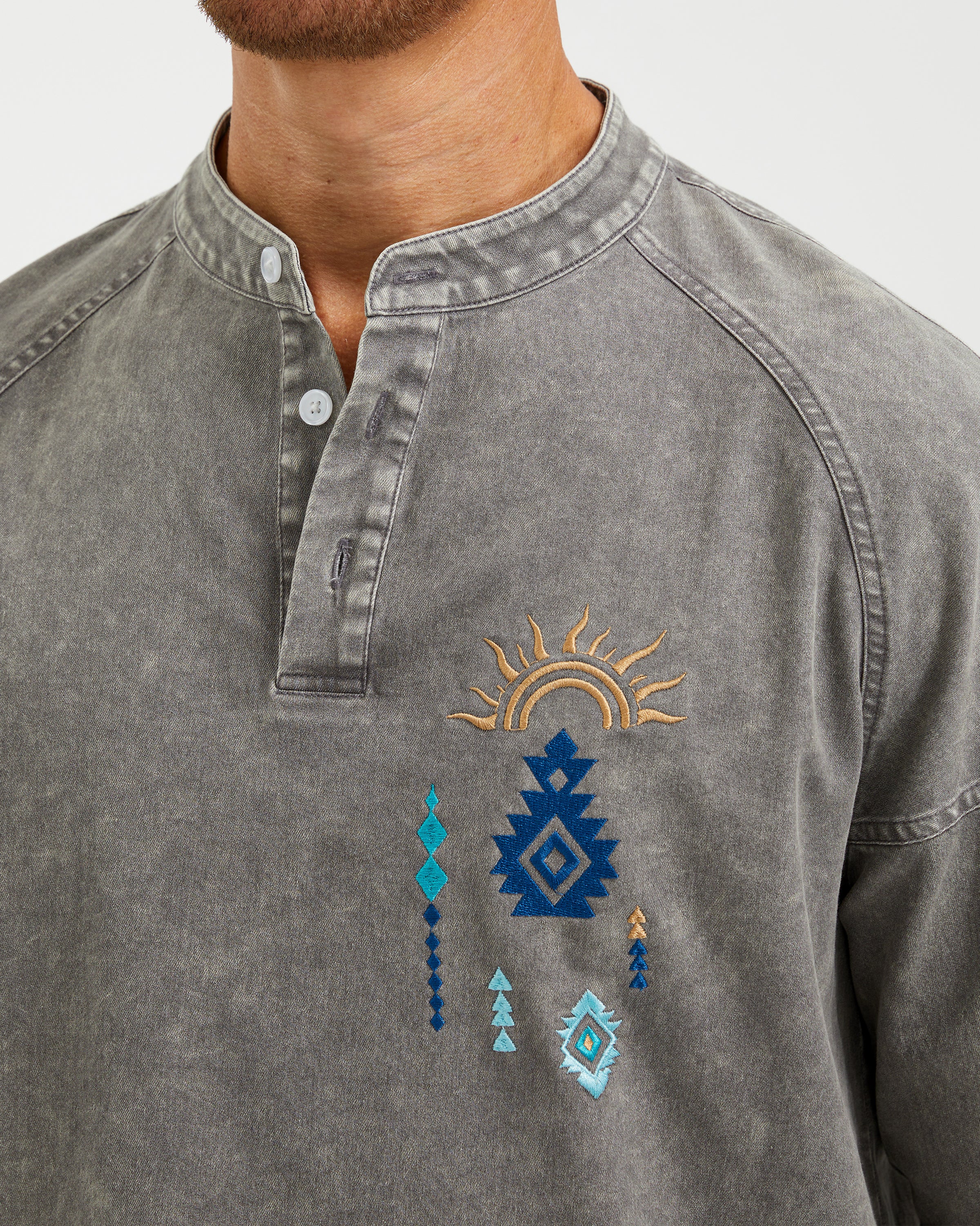 EMBROIDERED WASHED COTTON HENLEY T-SHIRT